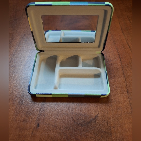 Assorted Checkered Portable Jewelry Case By Kikkerland- 3 Designs Available - Picture 3 of 12